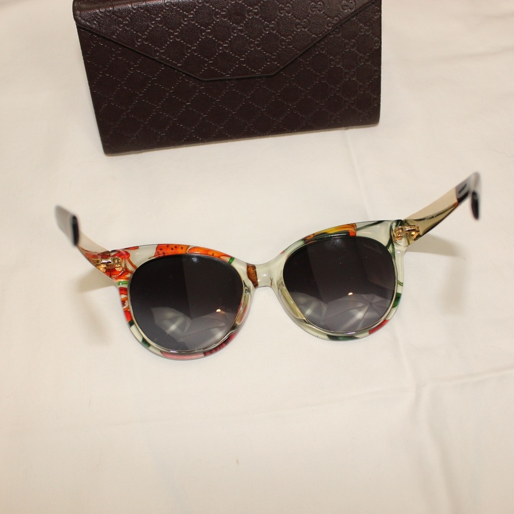 Gucci sunglasses